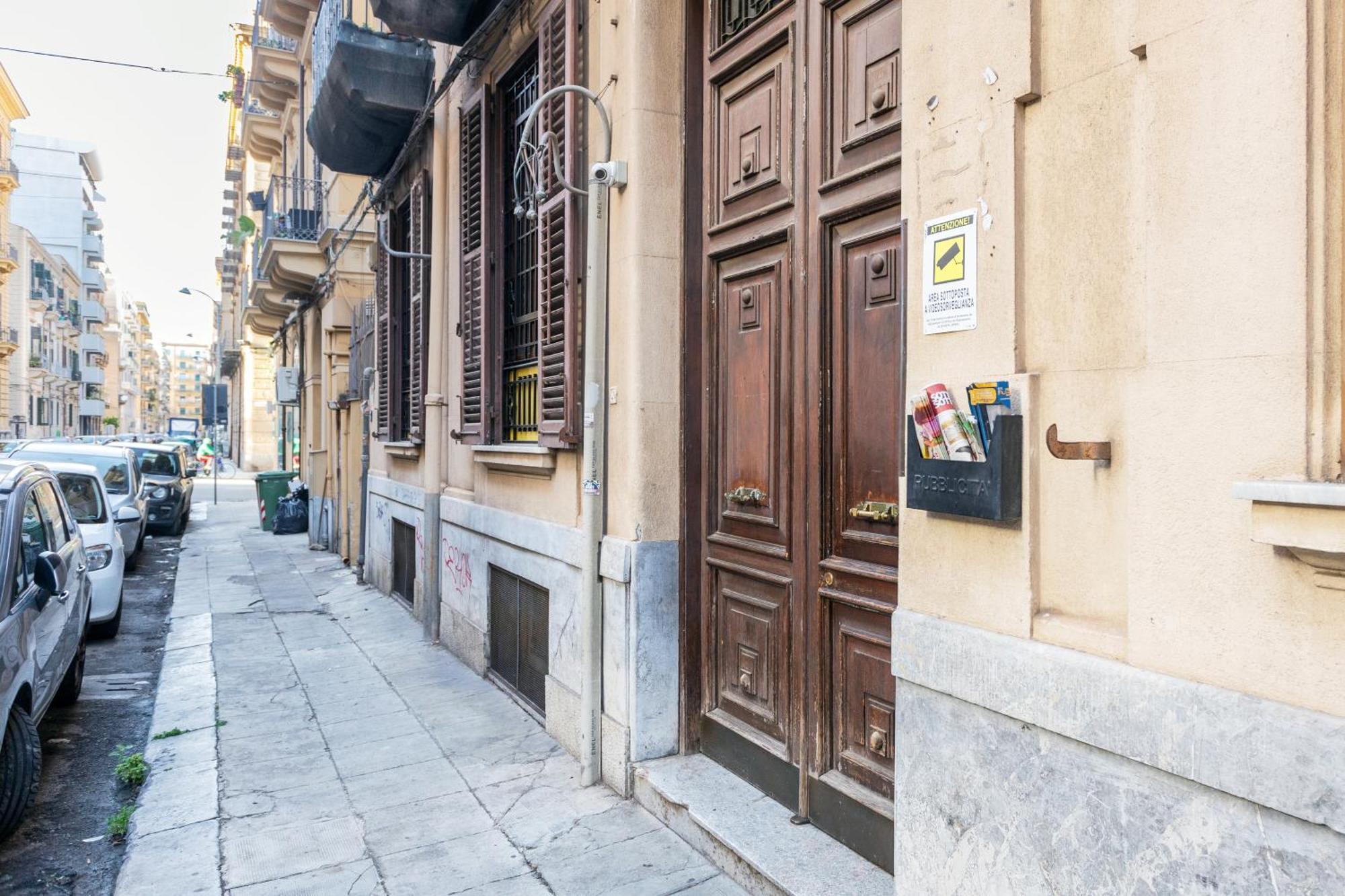 Cicco'S Home - Holidays Apartment Palermo Luaran gambar